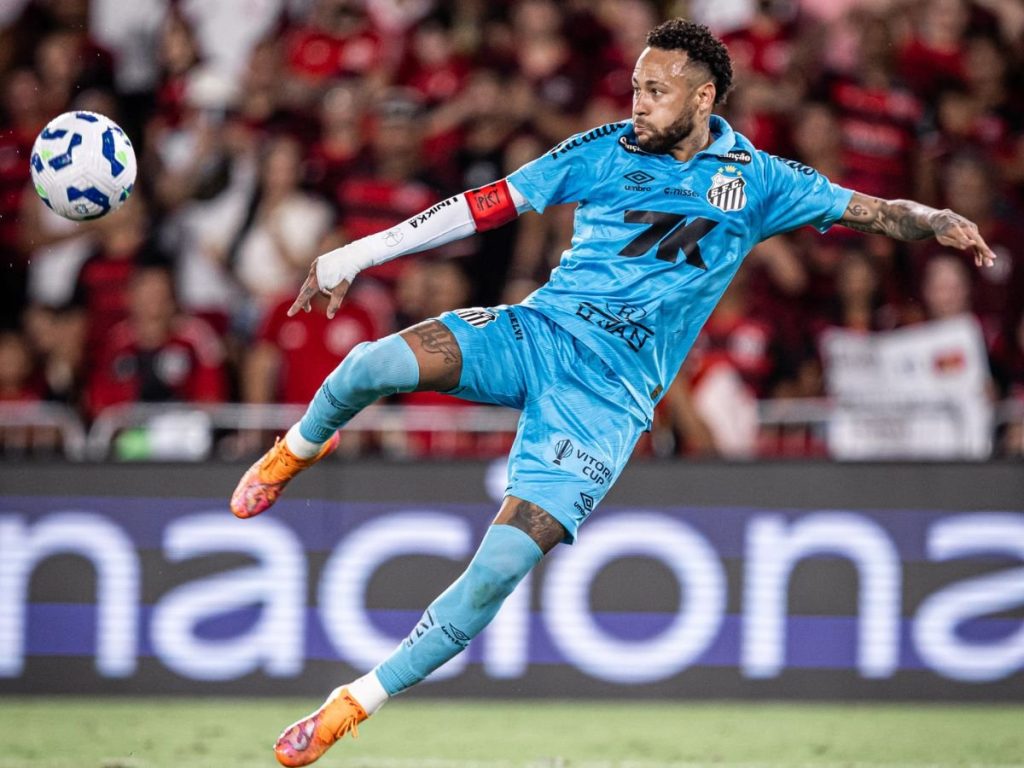 neymar-rebate-noticia-sobre-suposta-ligacao-para-tecnico-do-santos-e-dispara-contra-site-esportivo