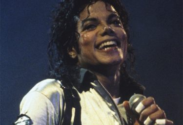 eterno-rei!-michael-jackson-ultrapassa-65-milhoes-de-ouvintes-mensais-no-spotify