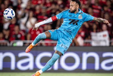 neymar-rebate-noticia-sobre-suposta-ligacao-para-tecnico-do-santos-e-dispara-contra-site-esportivo